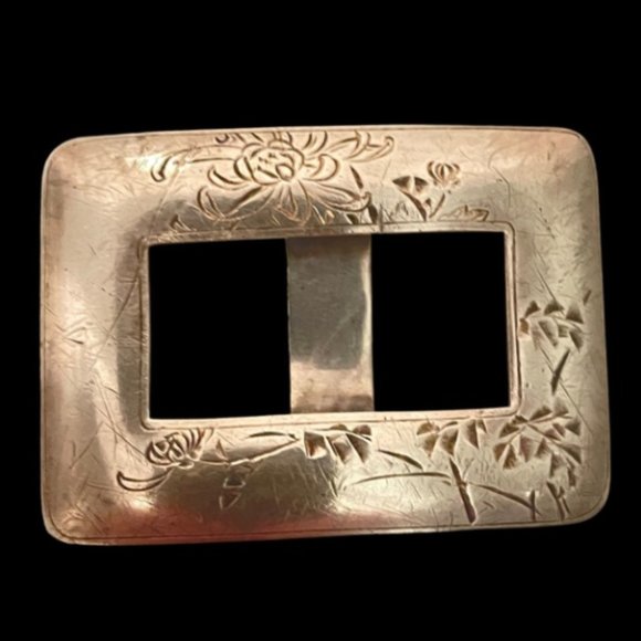 Sterling silver belt buckle Asian signed - Picture 1 of 2